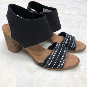 NEW Tom’s Majorca Black and white Women's Block Heeled Sandals 9 ankle strap